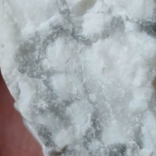 Howlite new
