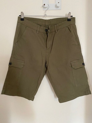 Men's cargo shorts used, Medium, green, slim fit