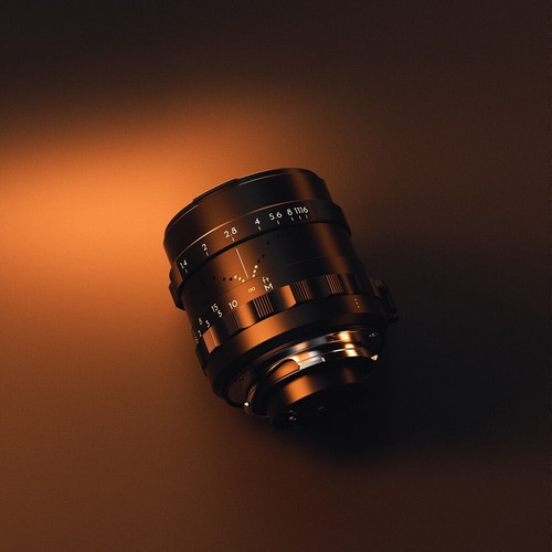 Thypoch-Simera 28mm F1.4 M Mount lens like new, full frame, black