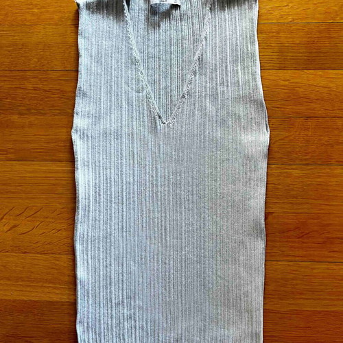 Mango elastic grey blouse like new, size M