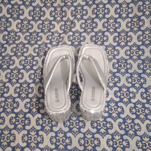 Women's platform shoes new, size 38, silver