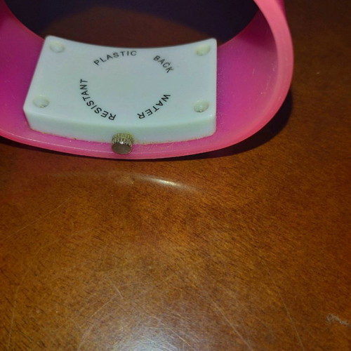 LOFTYS wristwatch women's functional, needs battery