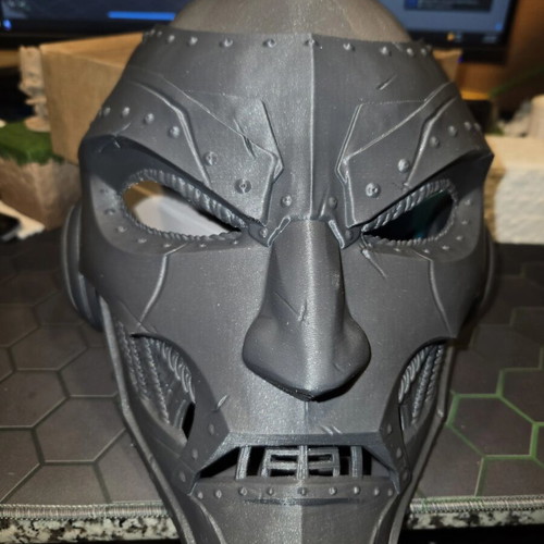 Dr Doom Mask new, printed