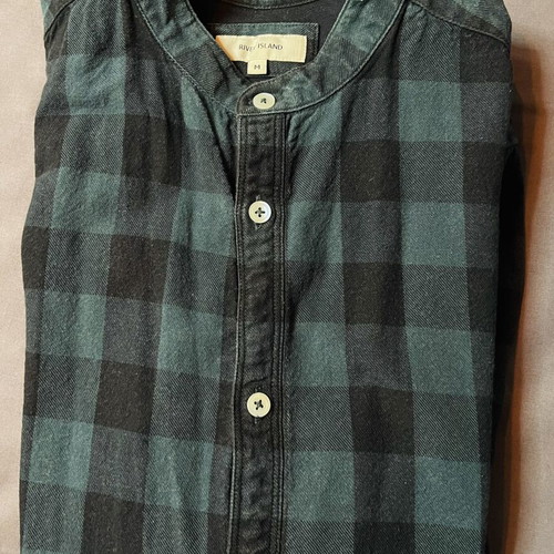 River Island men's checked shirt medium used, black green Mao collarless