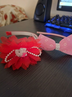 Children's hairbands set like new, red and pink