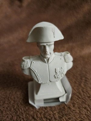 Napoleon bust with colonel uniform of mounted hunters, new, plastic
