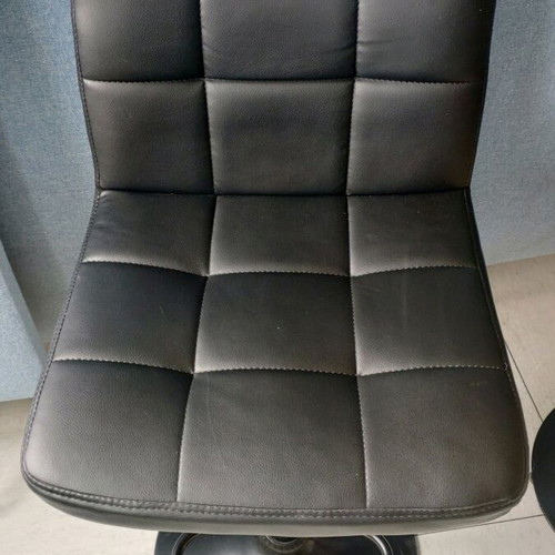 Bar stools like new, set of 2 pieces