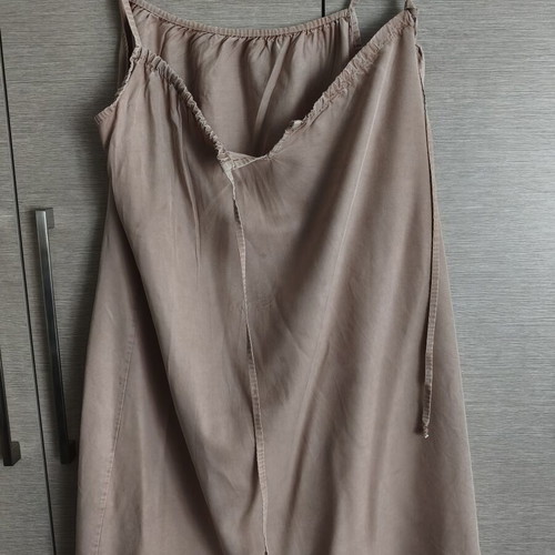 Sleeveless dress with unique back tie used, beige, size S