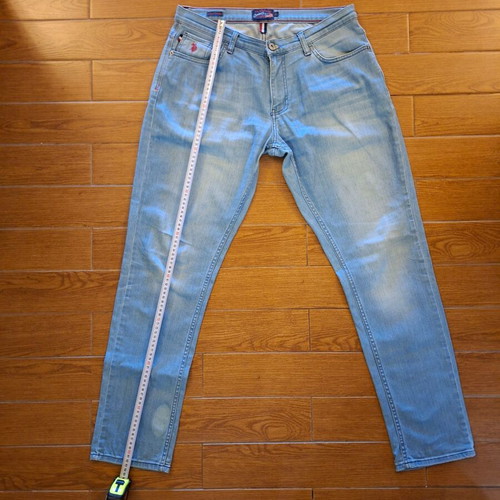U.S. Polo Assn. Slim Straight men's jeans like new, size W32, light blue
