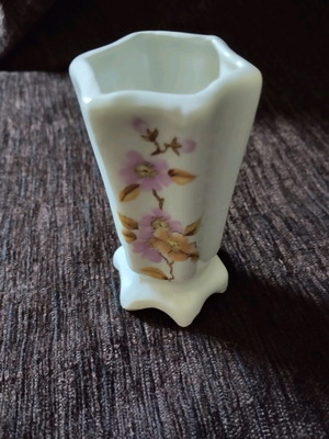 Small flower vase used, vintage style