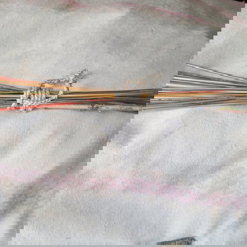 Βελόνες και βελονάκια πλεξίματος σαν καινούργια, ρετρό μεταλλικά και αλουμινένια μοντέλα