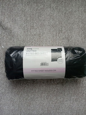 Fitted bed sheet new