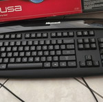 Microsoft Reclusa USB gaming keyboard used with backlight and 2 control knobs