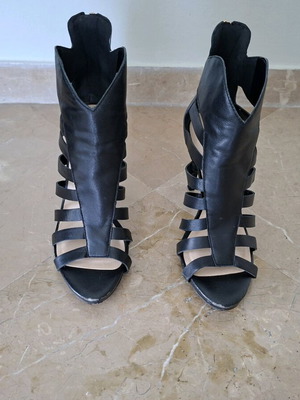 Jessica Simpson black high-heeled sandal like new, size 36