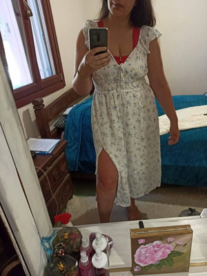 Hollister dress XL white floral, like new