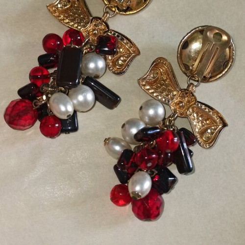 Vintage 90's earrings with clips used
