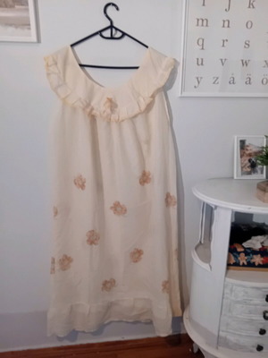 Vintage nightgown M/L like new, yellow