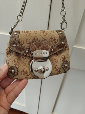 Gess Small Crossbody Bag like new with chain strap and leather details