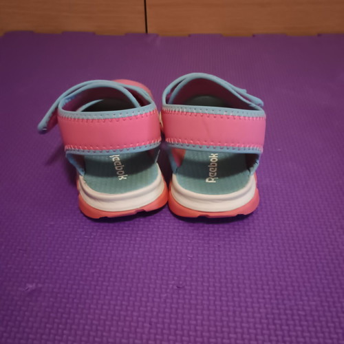 Reebok sandals size 31.5 like new, pink, very comfortable