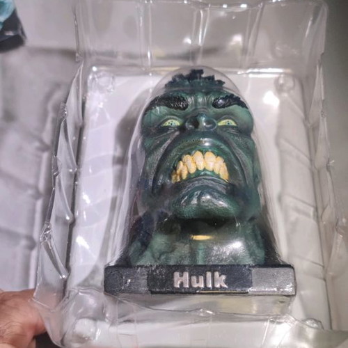 Avengers Marvel Hulk Alex Ross bust used, limited edition