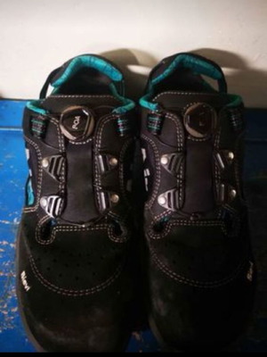 Sievi Air safety shoes size 42 lightly used