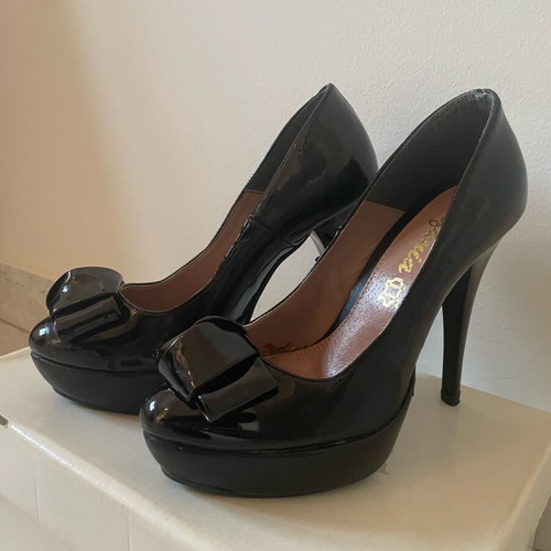 Stefania leather pumps used, 12 cm heels, size 35, black