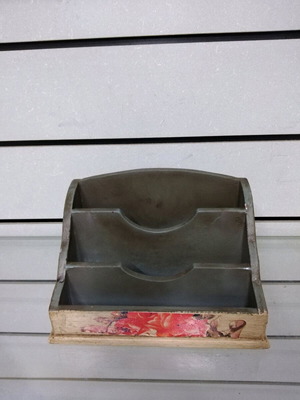Wooden holder with 3 slots new