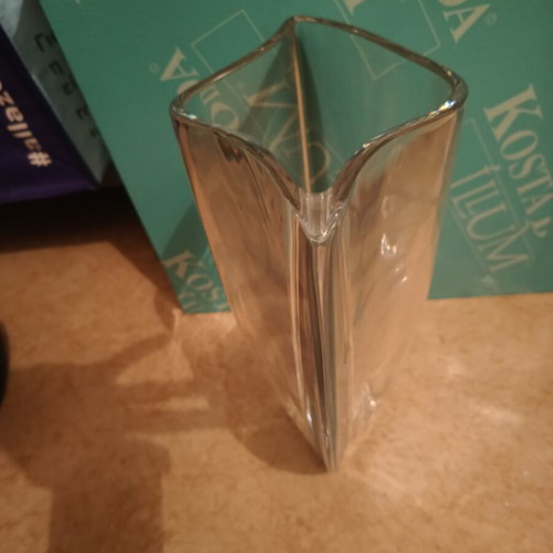 Costa Boda vase like new, heavy crystal