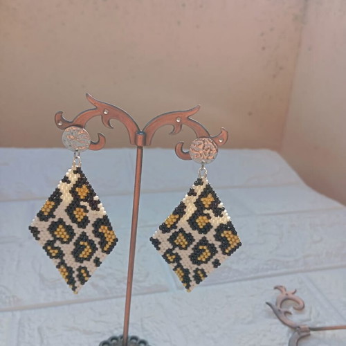 Handmade Apefthon earrings new, white and multicolored