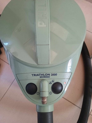 Σκούπα Philips Triathlon 2000 Turbo System μεταχειρισμένη με πλήρες σετ εξαρτημάτων