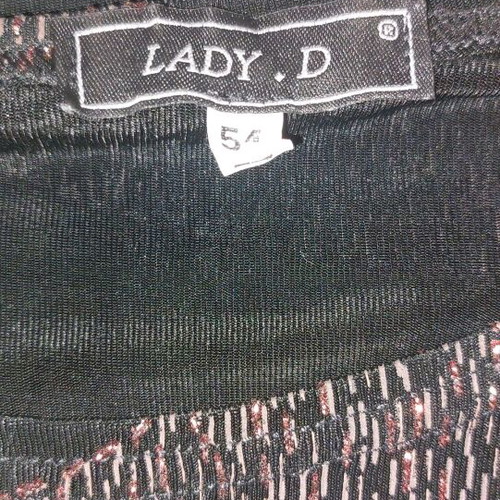 Women's sleeveless lame blouse like new, size 7XL, black
