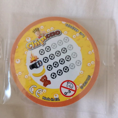 Collectible Minions cap with sticker number 32 new
