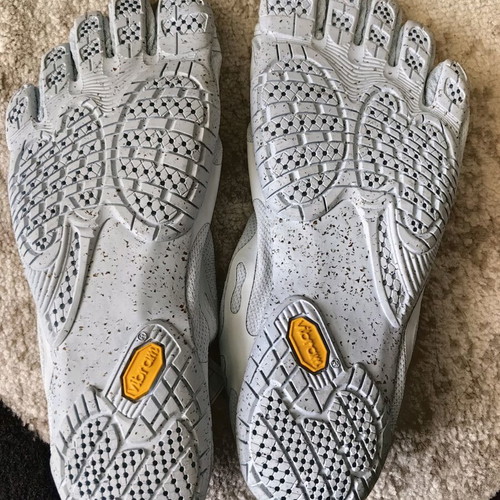 Vibram αθλητικά παπούτσια σαν καινούργια, μέγεθος 37