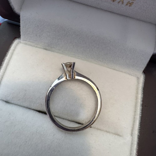 Real Diamond 0.50ct Round Brilliant with GIA Certification like new