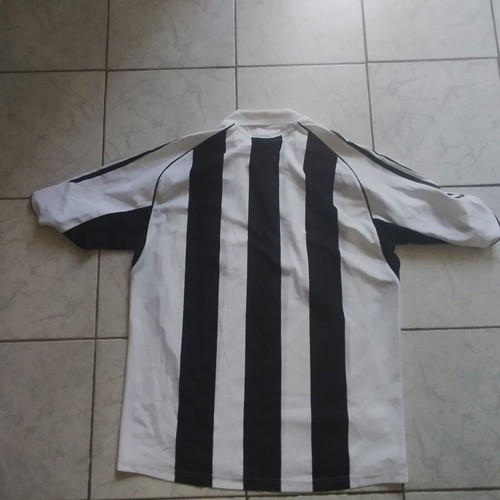Newcastle 2005-2006 Adidas football shirt large like new