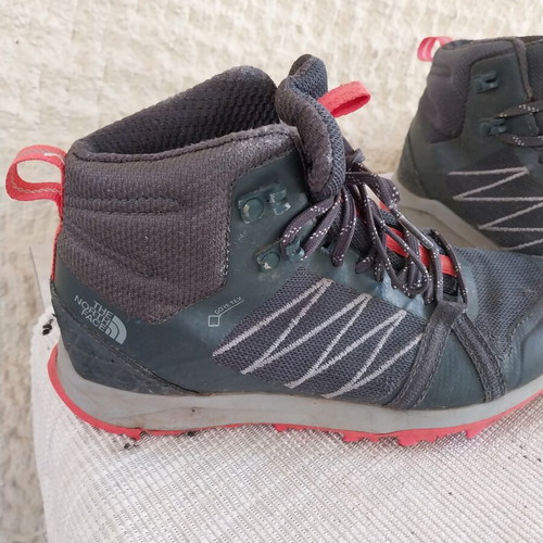 North Face shoes size 37 like new