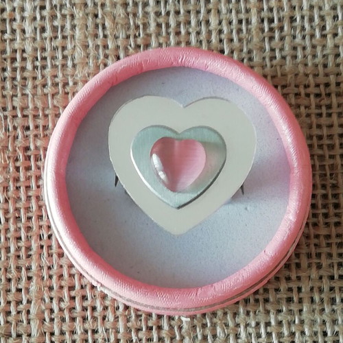Ring with pink resin heart solitaire new