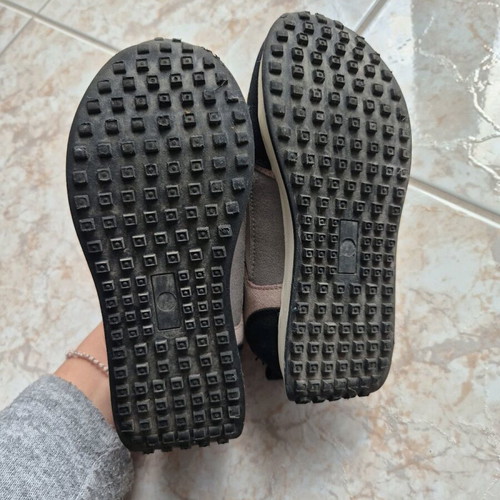 Sinsay Athletic Shoes like new, size 30, black and beige