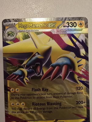 Mega Manectric EX Pokemon card like new