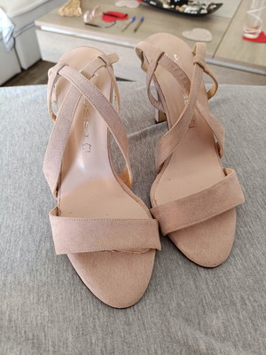 Rossi women's high-heeled sandals new, nude suede, size 40