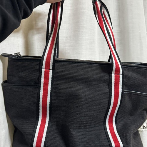 Love Moschino shoulder bag like new, black canvas