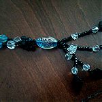  Μαύρο κολιέ με διάφανες γαλάζιες γυάλινες χάντρες (Φο μπιζού, faux bijoux)