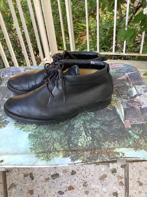 Timberland мъжки боти номер 42 употребявани, кожена външна част, черни