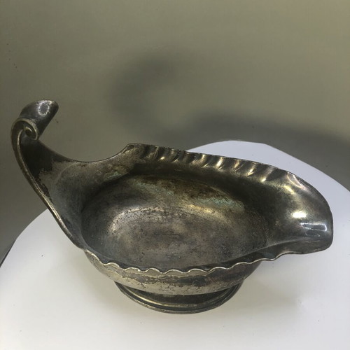 Elkinginton silver plated English gravy boat used
