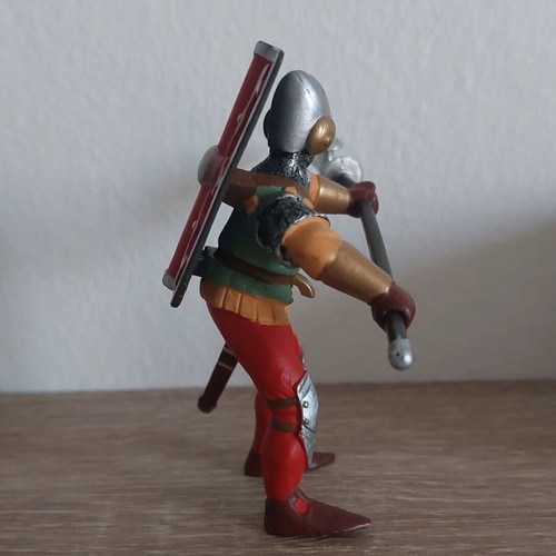 Knight miniature used with spear and shield