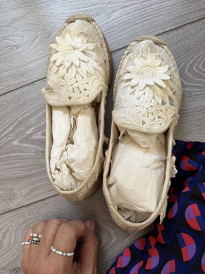 Tory Burch crochet shoes, beige, size 40.5