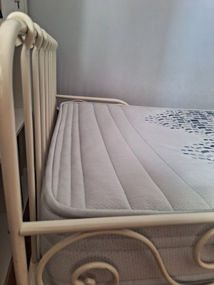 Ikea bed with like new mattress 80 x 2.00 m