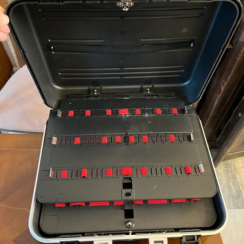 Toolbox case with lock like new