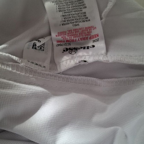 Ellesse tracksuit small 36 white with zipper on legs like new