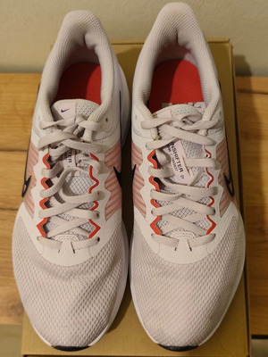 Αθλητικά Παπούτσια Nike WMNS Downshifter 11 μεταχειρισμένα, νούμερο 40,5, πολύχρωμα